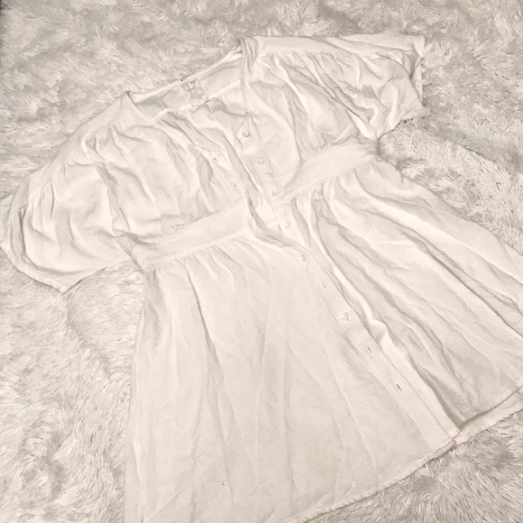 Sadie & Sage Dresses & Skirts - Sadie & Sage white button linen babydoll dress